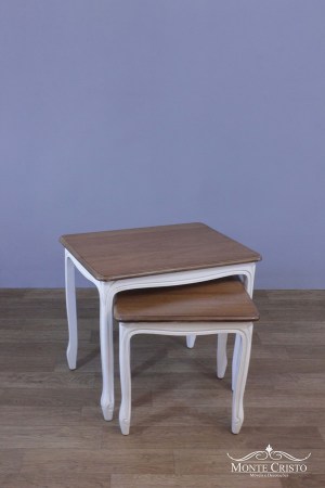 Mesa lateral Ninho branco provençal pé chipandelle
